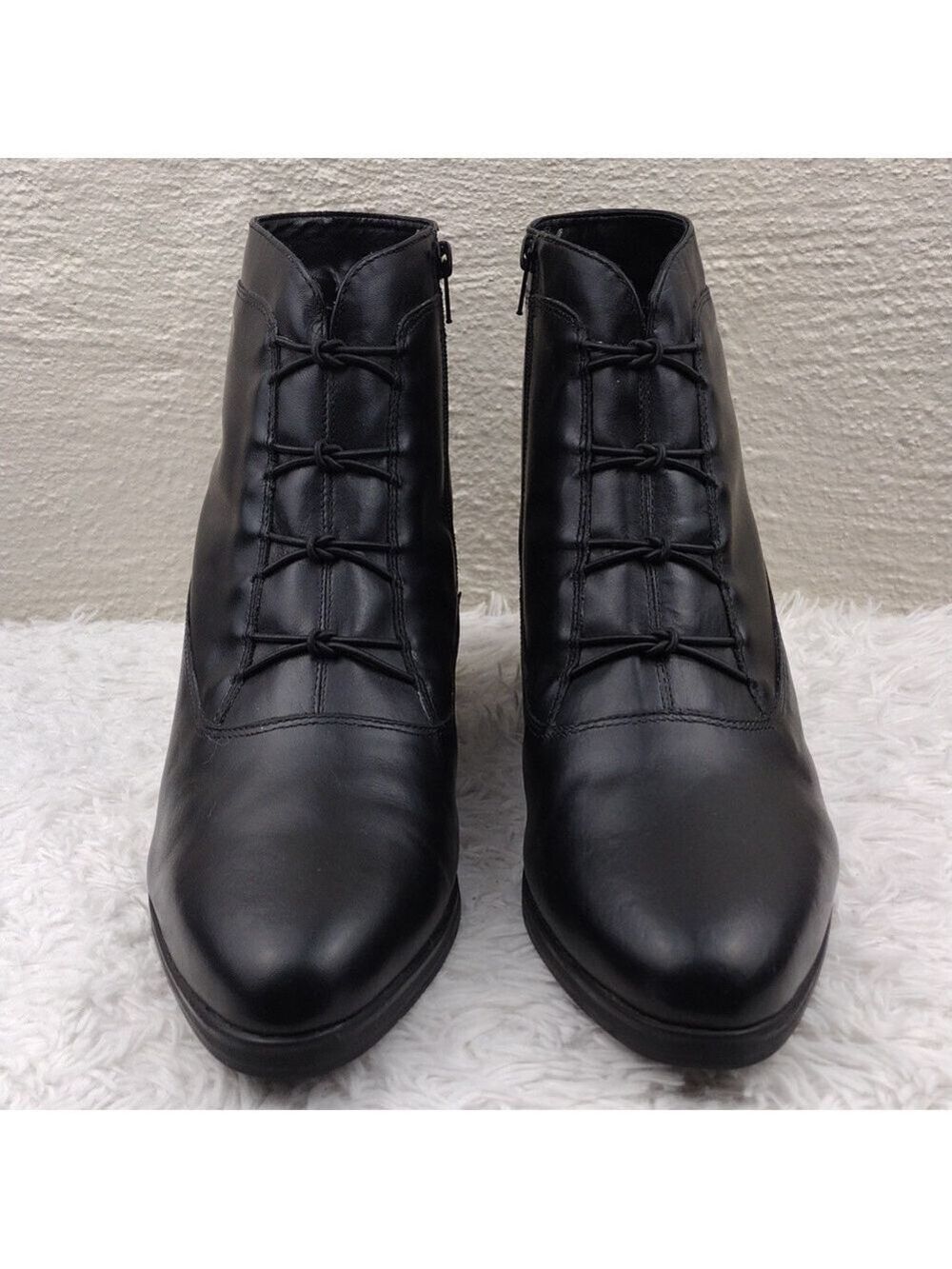 Karen Scott Betty Black Leather Upper Point Toe Side ZipBlocked Heel Ankle Boot - Picture 2 of 16